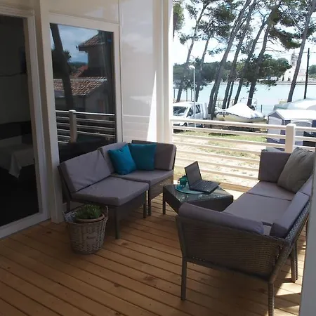 Luxury Mobilehome Lucina Bay *