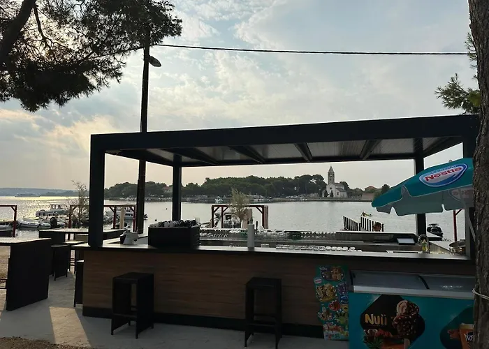 Luxury Mobilehome Lucina Bay