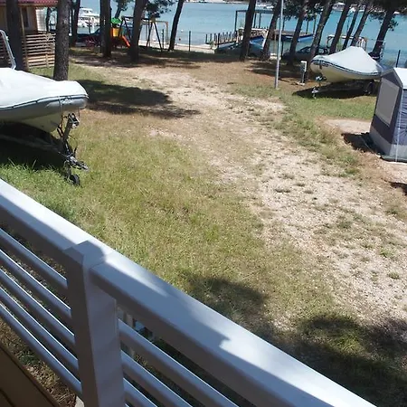 Luxury Mobilehome Lucina Bay Апартаменты *