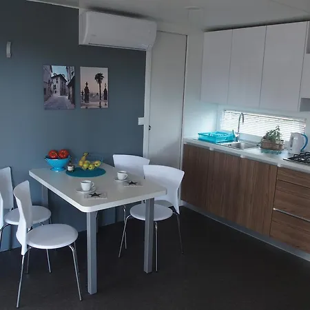 Luxury Mobilehome Lucina Bay