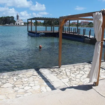 Luxury Mobilehome Lucina Bay *