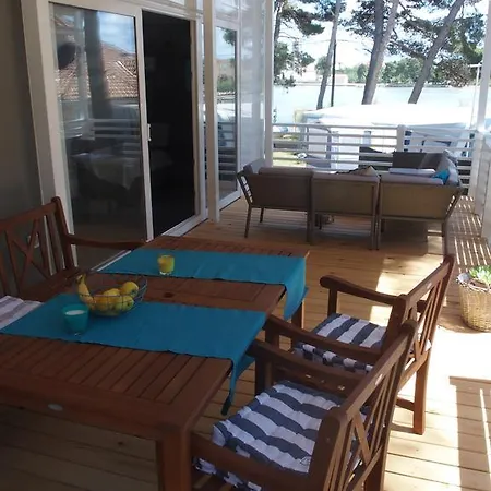 Luxury Mobilehome Lucina Bay Apartmán