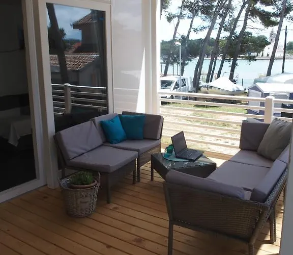 Luxury Mobilehome Lucina Bay *